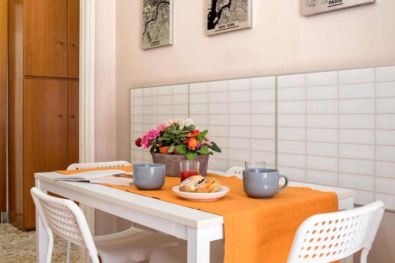 Art Of Living - Suite Elegante Nel Cuore Di Roma Exterior photo